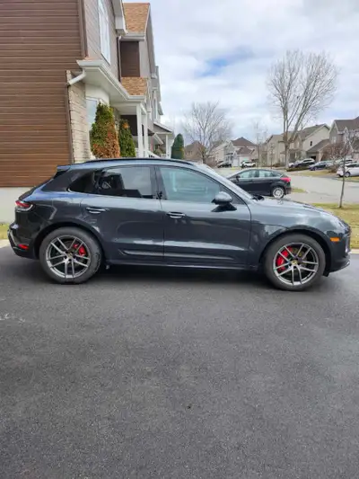 Porsche Macan S 2024 31 000 km Jamais accidenté Premium Package Plus (Voir sur les photos la fiche a...