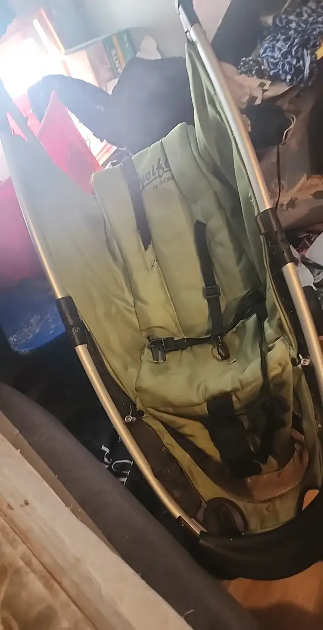 Stroller in Strollers, Carriers & Car Seats in London - Image 2