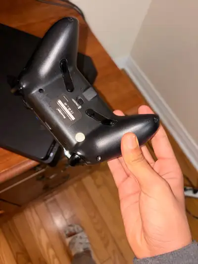 PS4 1TB with custom PS compatible controller with back paddles and 3d buttons. PS4 is fully working...