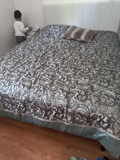 Un site de chambre à donner avec matelas, il faut que ça part aujourd’hui