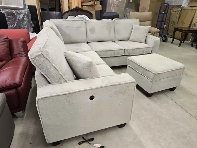 Sale On Fabric Sectional Sofa in Couches & Futons in Kingston - Image 2