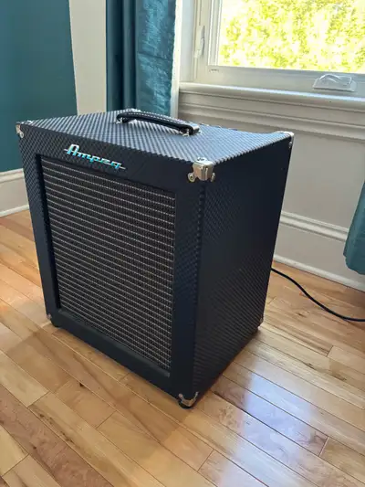 Ampeg Rocket Bass B-100R, View more