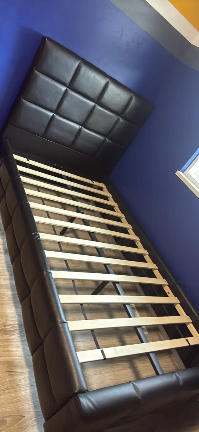 bed frame in Beds & Mattresses in Richmond - Image 6