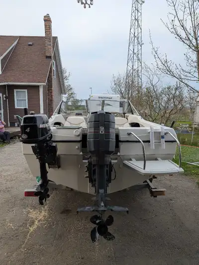 1996 90hp mariner with controls runs excellent. $1800 obo