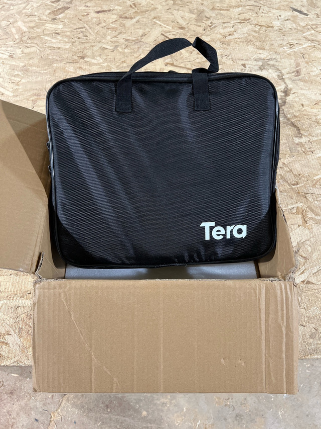 Tera Electric Car Charger  in Other Parts & Accessories in Petawawa - Image 4