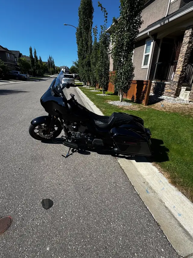 Beautiful 2022 Harley Davidson Street Glide ST in Street, Cruisers & Choppers in Penticton - Image 3
