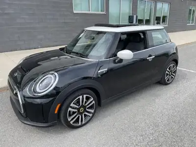 FUN GARANTI! VENTE D'ACCOMODEMENT 1 SEUL PROPRIÉTAIRE Seulement 16 600 km | NON FUMEUR Garantie « B2...