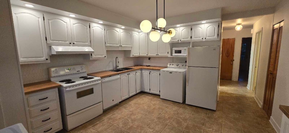 Appartement à louer 5/2 4