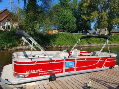 Location de ponton depuis 6 ans dans les îles de Sorel. Profitez de l’été sans acheter, sans entrete...