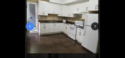 1 minute walk to bus 5 minute walk to Walmart Elementary, Middle and High School walking distance Ro...