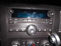 OEM GMC/CHEVY TRUCK RADIO