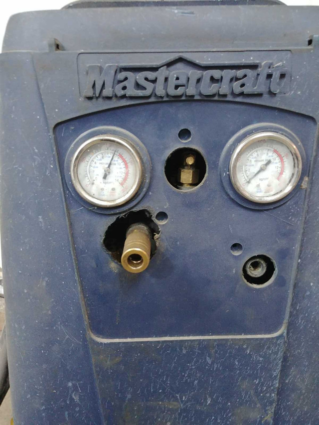 Compresseur a air dans Outils électriques  à Laval/Rive Nord - Image 3
