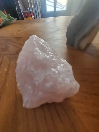 quartz rose,géode, améthyste, rose des sables, View more