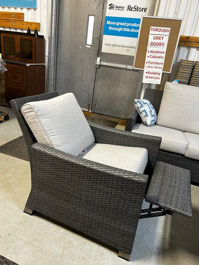 NEW Patio Furniture Set in Patio & Garden Furniture in St. Catharines - Image 2