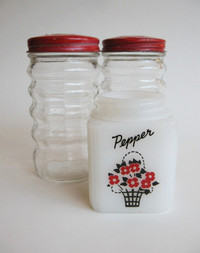 1930s Shakers, Red and White