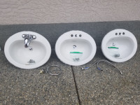 3 White Oval Sinks, Faucet, water Lines and More