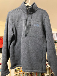 North Face men’s 3/4 zip fleece sweater jacket, size Men’s Small