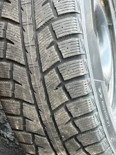 4 tires on rims 275/65/18. 5 bolt pattern. Still lots of tread left great tire,no longer have vehicl...