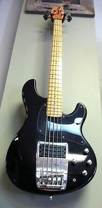 Wanted Ibanez ATK305 Bass