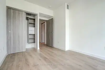 STUNNING 3-BED, 2-BATH LUXURY CONDO IN CONCORD CANADA HOUSE!