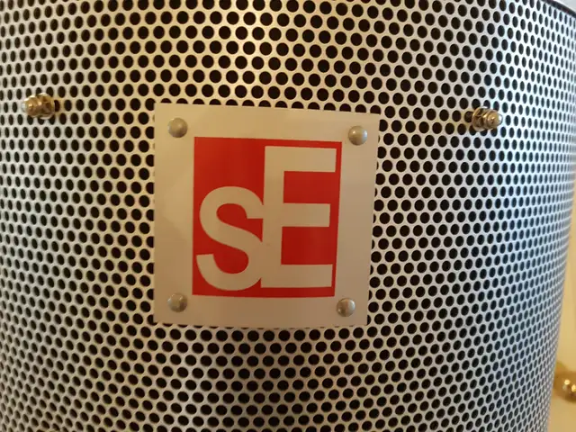 3 Piece Studio Quality Equipment for Recording in Other in Kamloops - Image 5