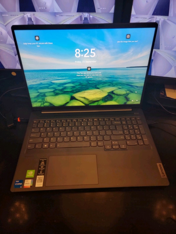 Lenevo QHD 16" , core i5 11th gen, 512gb ssd, 8gb Ram. month old
