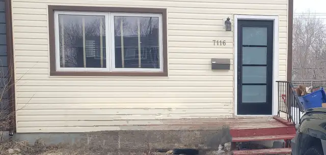 MODERN 1BDRM, 1BATH Unit w/ Private Yard--$915628643844582421223