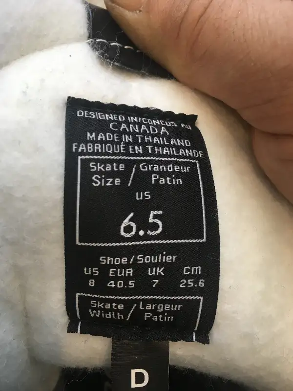 Reebok Pump Skates Size: Shoe 8Skate 6.5  $150 USED ONE TIME ONL in Hockey in Mississauga / Peel Region - Image 6