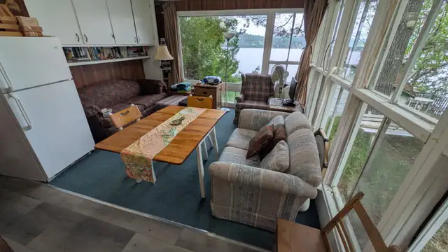 Lakeside cottage in Eastern Townships for rent in Quebec in Canada - Image 4