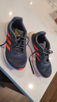 Kids Running Shoes Size 3.5