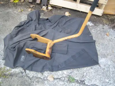 This is for a very good condition BOOM LOCK LEVER that fits the Case loader backhoe model 580 B mode...