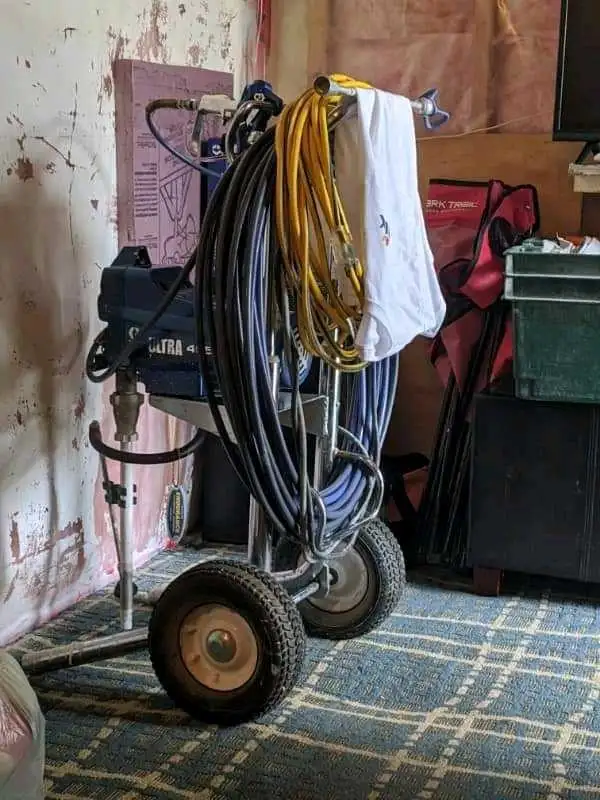 painter available 63611974181377124