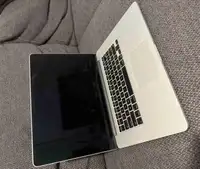 15 inch MacBook Pro 2015 i7 Retina