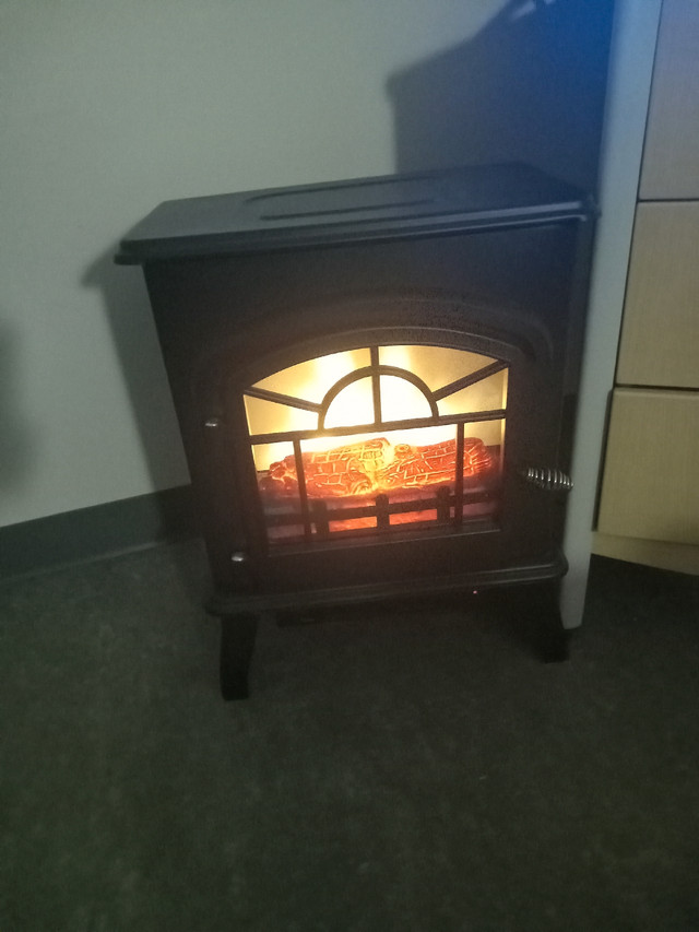 Electrical fireplace  in Heaters, Humidifiers & Dehumidifiers in Cole Harbour
