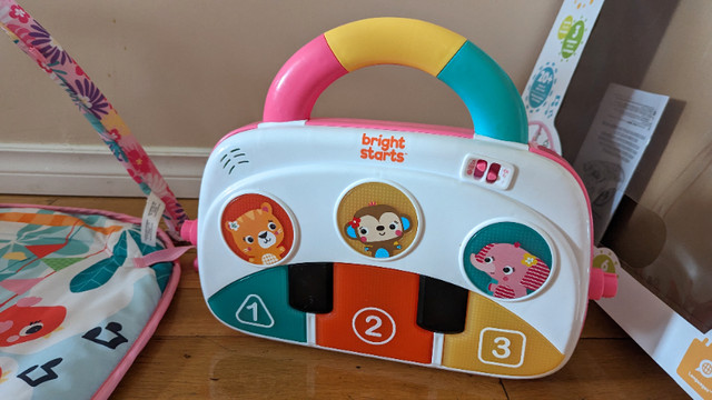 Baby Playmat toy - with removable drum & piano kick station in Toys in Kitchener / Waterloo - Image 3
