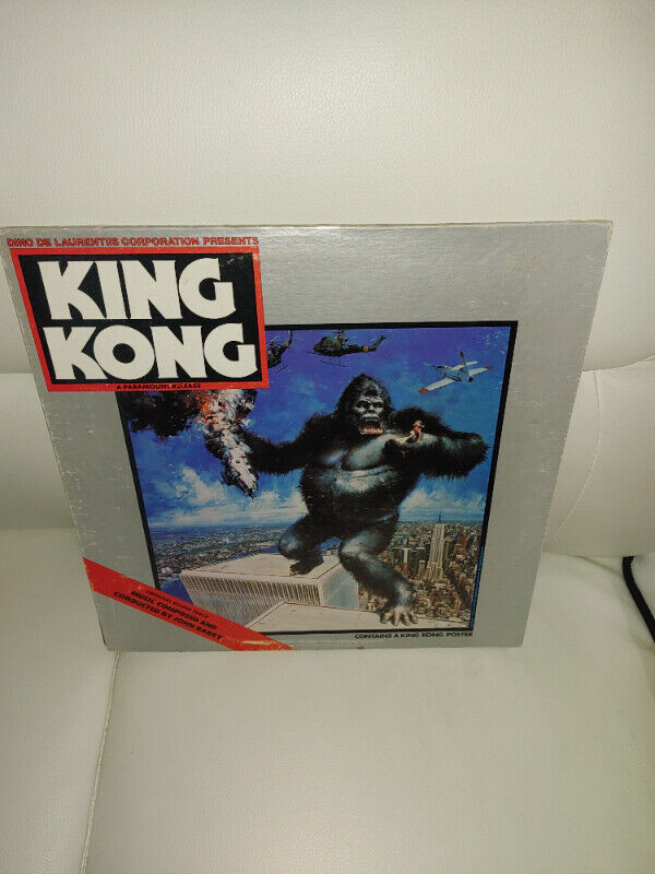 KING KONG   :  RECORD    - 1976 MOTION PICTURE SOUNDTRACK in Arts & Collectibles in Edmonton - Image 3