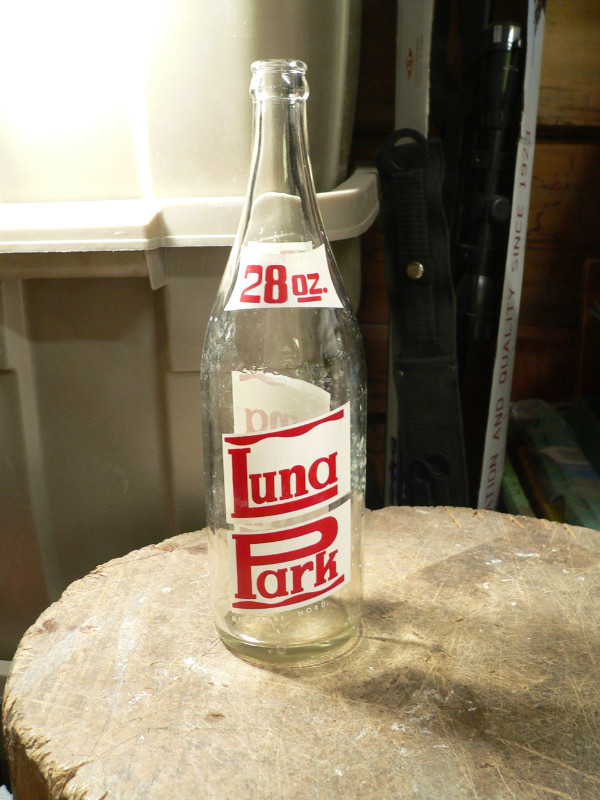 plusieurs bouteille vintage a différent prix dans Art et objets de collection  à Lanaudière - Image 4