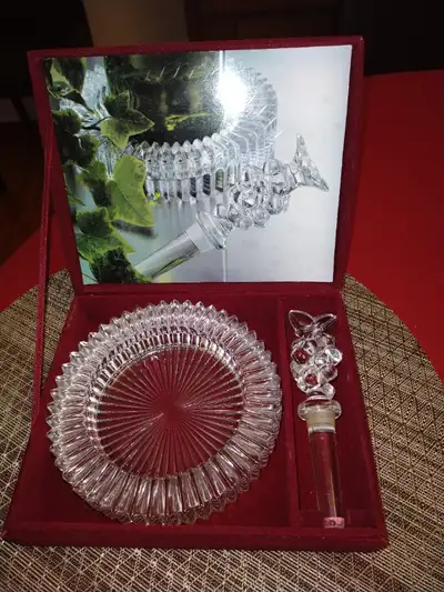 Crystal wine stopper and wine bottle coaster (Mikasa), View more