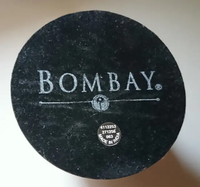 Vintage Bombay Brass Service Bell with Wood Base in Arts & Collectibles in Oshawa / Durham Region - Image 5