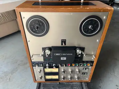 Akai reel to reel tape recorder GX400d, View more