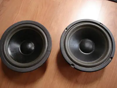 8" Axiom midwoofers  and Vifa tweeters, View more