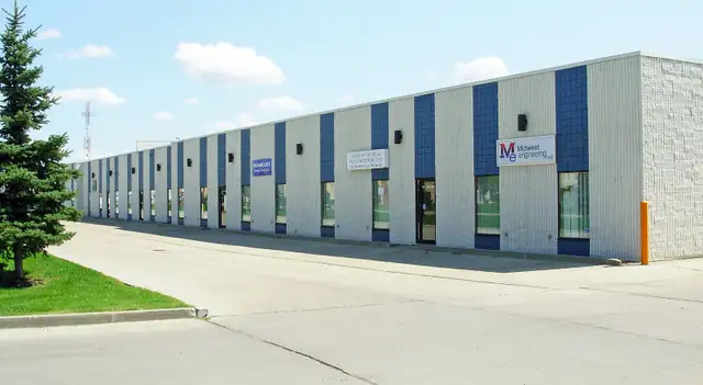 2722 SQ FT OFFICE/WAREHOUSE SPACE FOR LEASE - WEST END