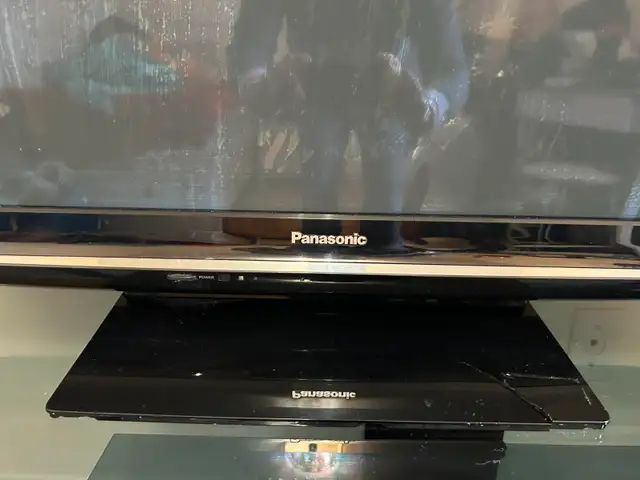 TV stand with 3 levels of glass and metal. in Desks in City of Toronto - Image 2