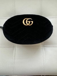 GUCCI Black Velvet GG Marmont Belt Bag