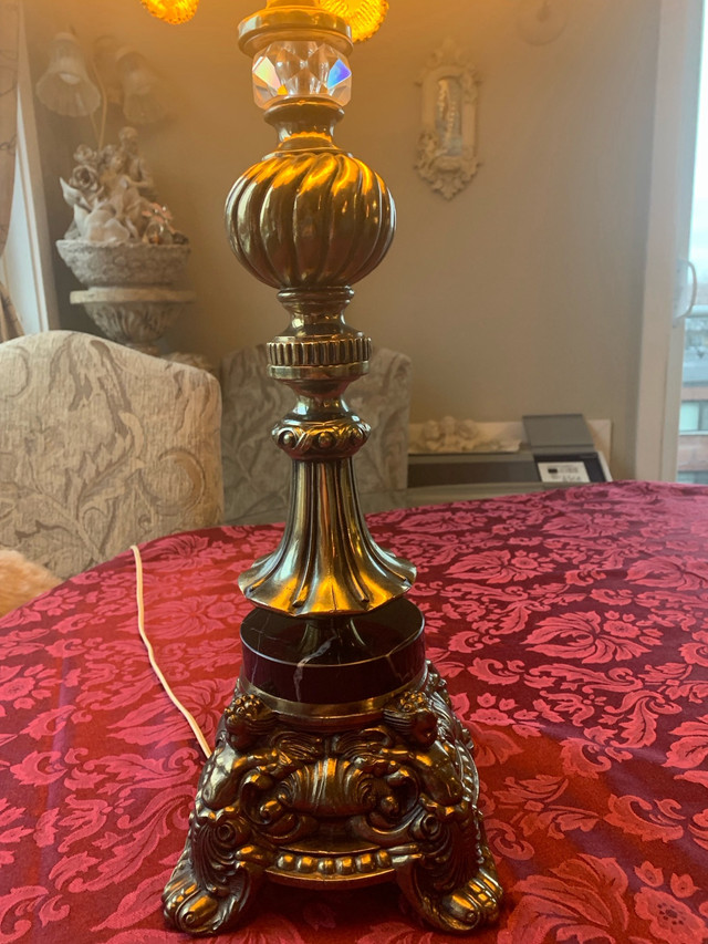 Spectaculaire lampe antique LevitonLeviton dans Art et objets de collection  à Ville de Montréal - Image 2