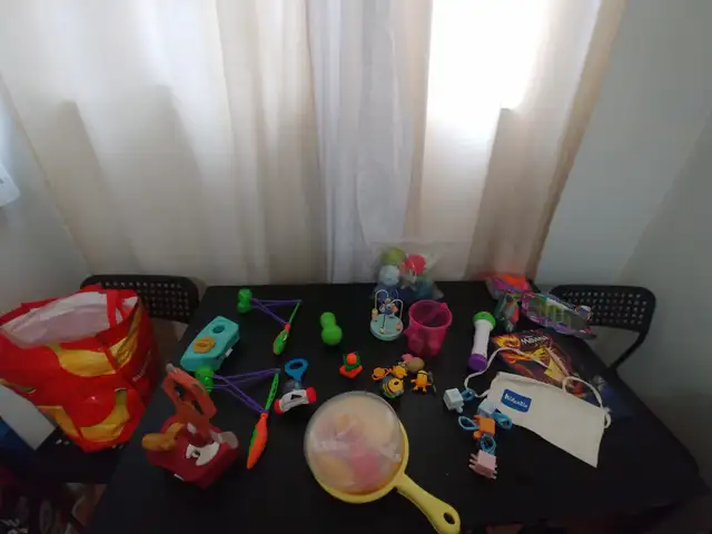 A lot to sales for kids ! in Toys in City of Montréal - Image 6