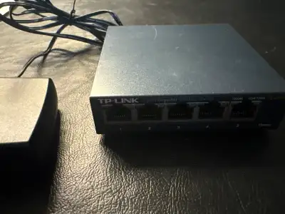TP-Link TL-SG105 5 Port Gigabit Switch, View more