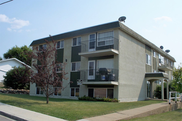 Apartment for Rent - Downtown Peace River in Long Term Rentals in Grande Prairie