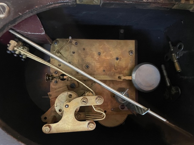 Herschede Model 20 Pendulum Westminster Mantle  Chime Clock in Arts & Collectibles in Oakville / Halton Region - Image 3