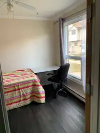 Room for rent (Jun to Aug)
